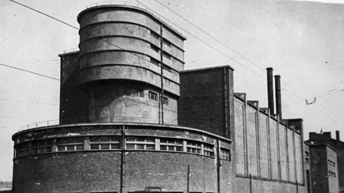 Зөвлөлтийн архитектур: тайлбар, түүх, сонирхолтой баримтууд ЗХУ-ын 30-аад оны үеийн php архитектурыг харуулсан Showthread.